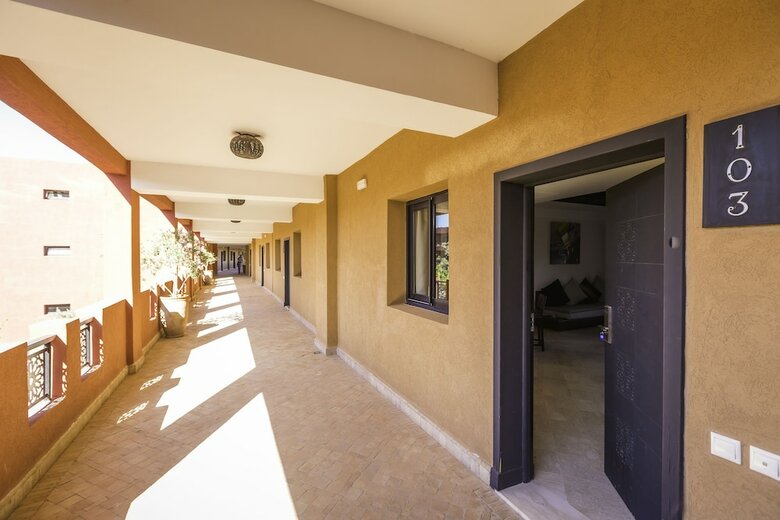 Aparthotel Condominium Hotel Resorts Oliva
