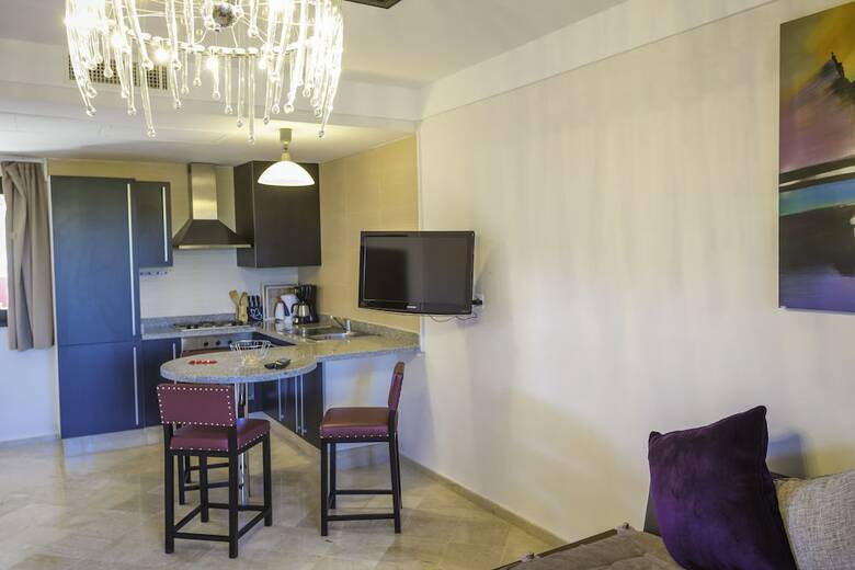 Aparthotel Condominium Hotel Resorts Oliva