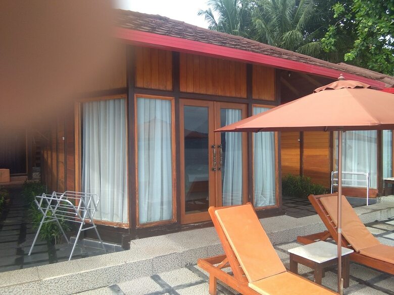Hotel Tanta Moon Luxury Villas Siladen Island