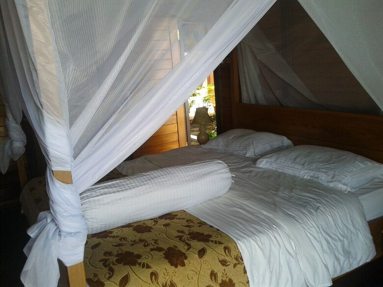Hotel Tanta Moon Luxury Villas Siladen Island