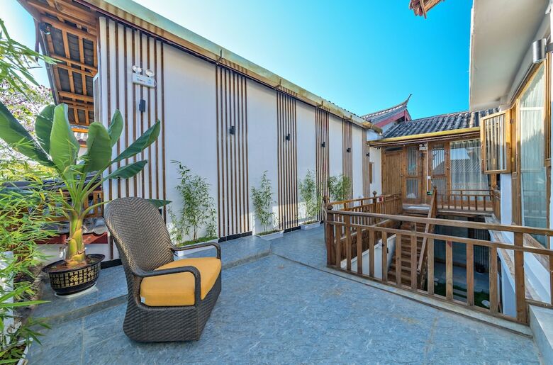 Posada Lijiang Village House