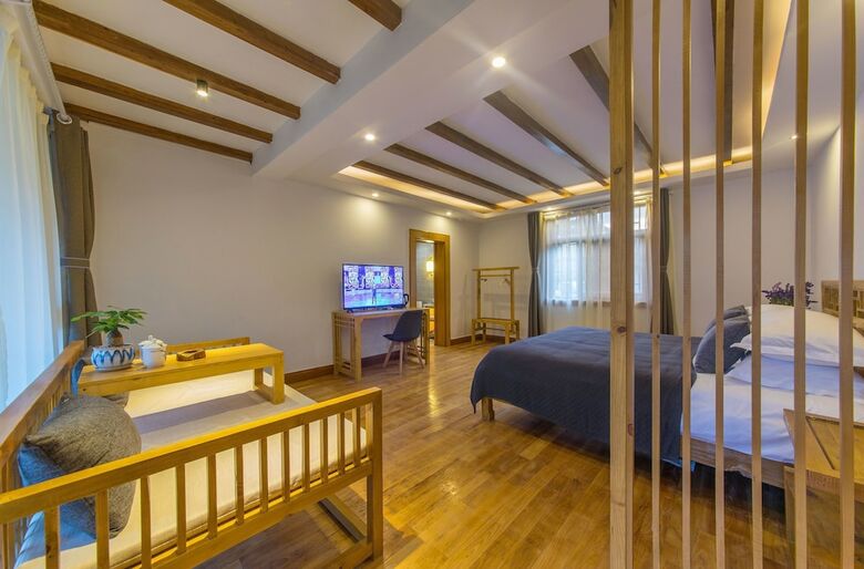 Posada Lijiang Village House
