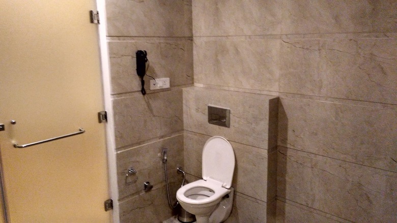 Hotel Sallow Royal Suites