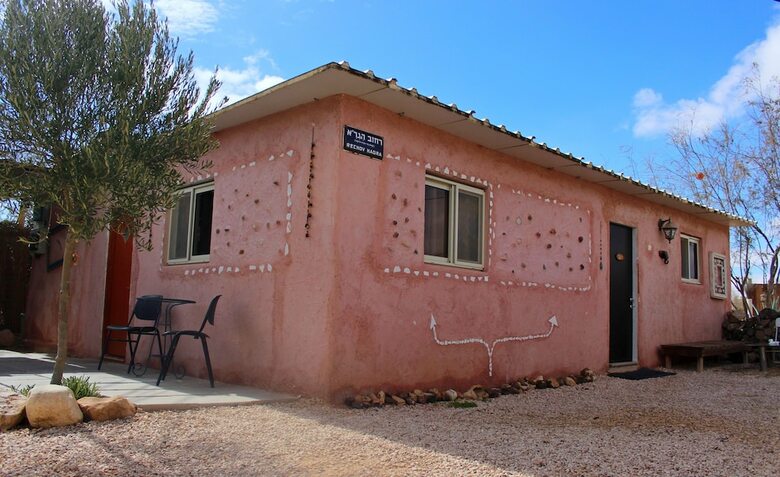 Bed & Breakfast Chen In Ezuz