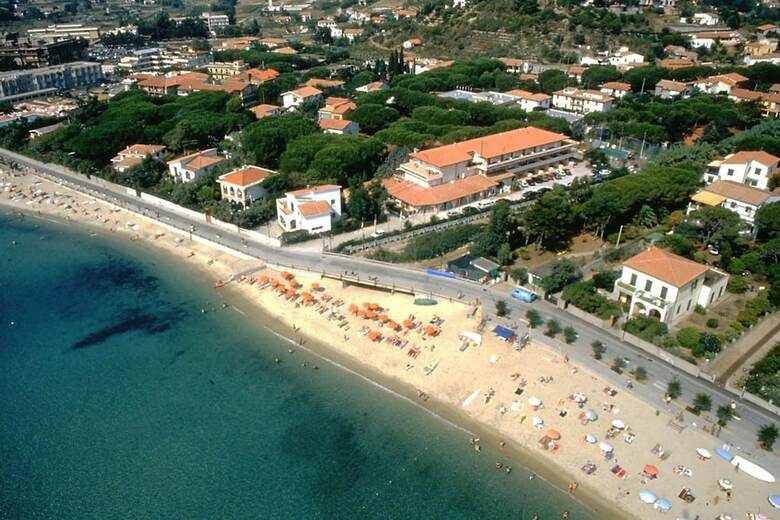 Hotel Riva Del Sole