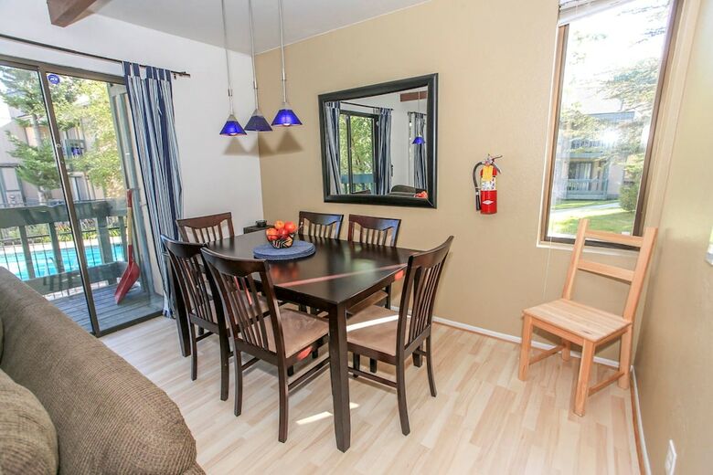 Adi Boulder Condo - 1 Free Ski/board Rental! 2br/2ba/fireplace/wifi