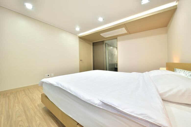 Apartamentos Geoje Jisefo Family Residence