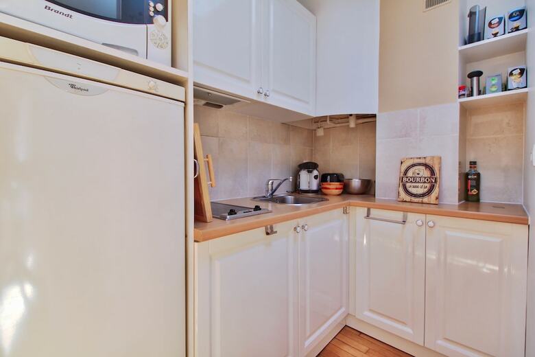 Charming Parisian Apartment - Monge