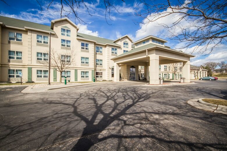 Hotel Comfort Suites Madison