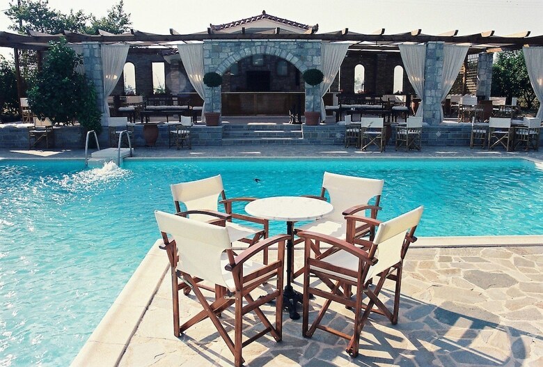 Apartamentos Nicolas Village Club