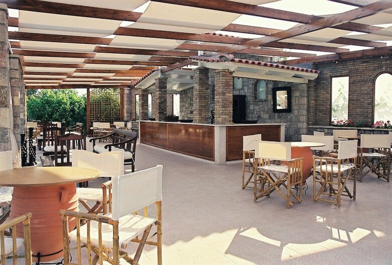Apartamentos Nicolas Village Club