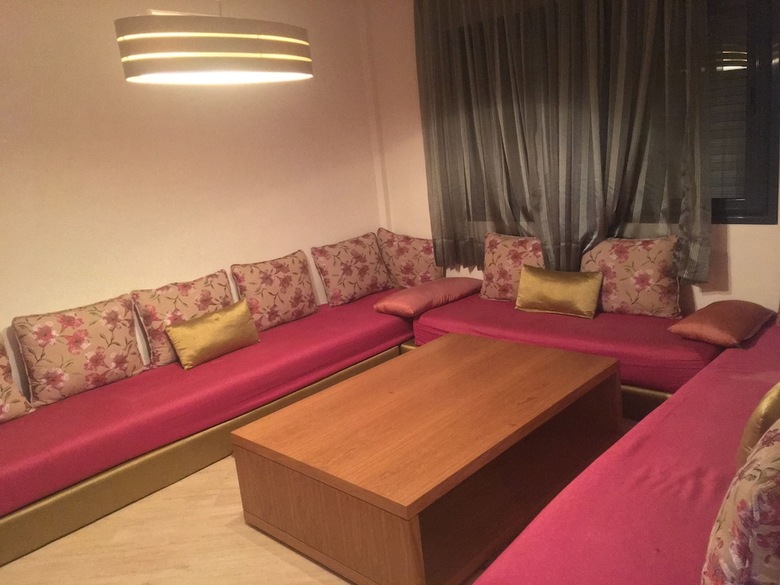 Luxurious 5 Bedrooms Villa Ref Hi51053