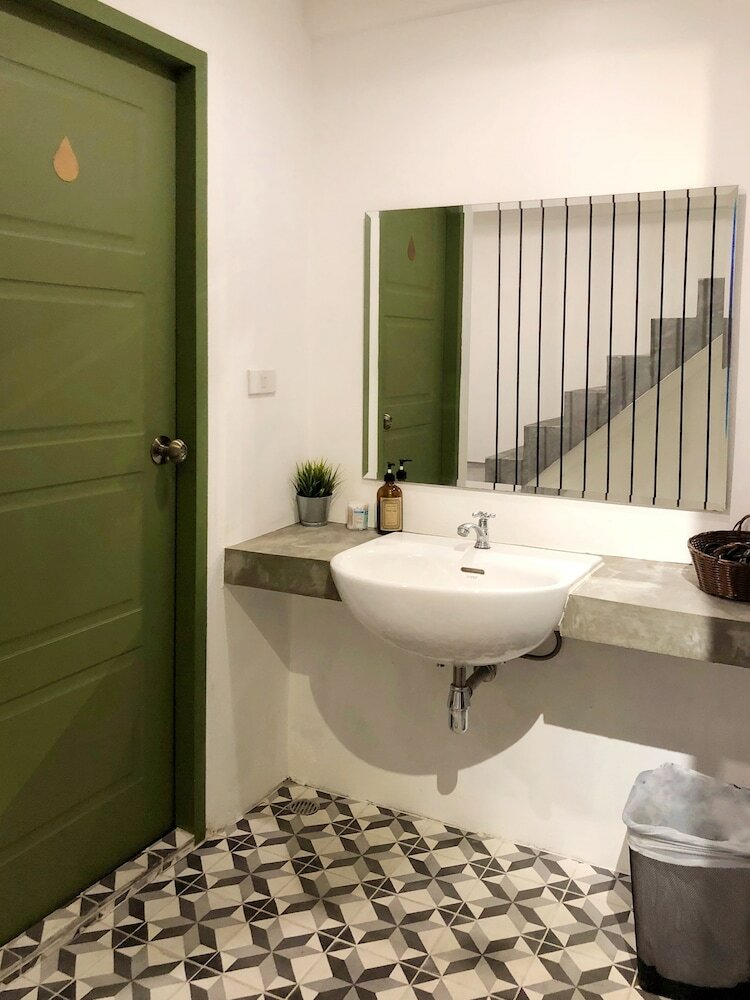 Hostal Moon House Hostel - Bangkok