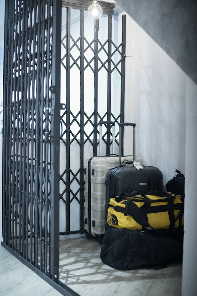 Hostal Moon House Hostel - Bangkok