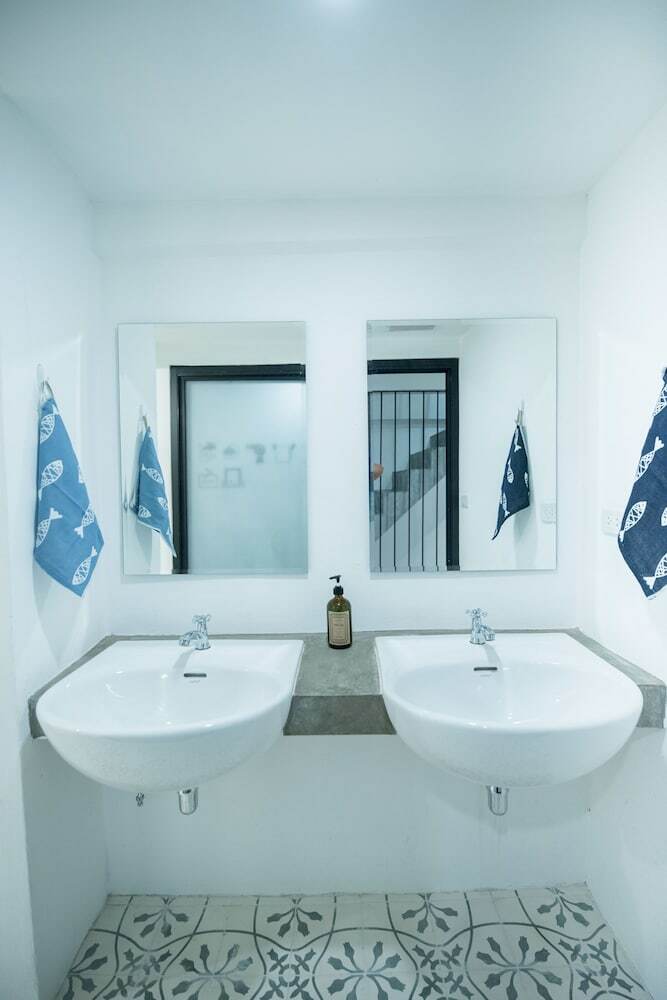 Hostal Moon House Hostel - Bangkok