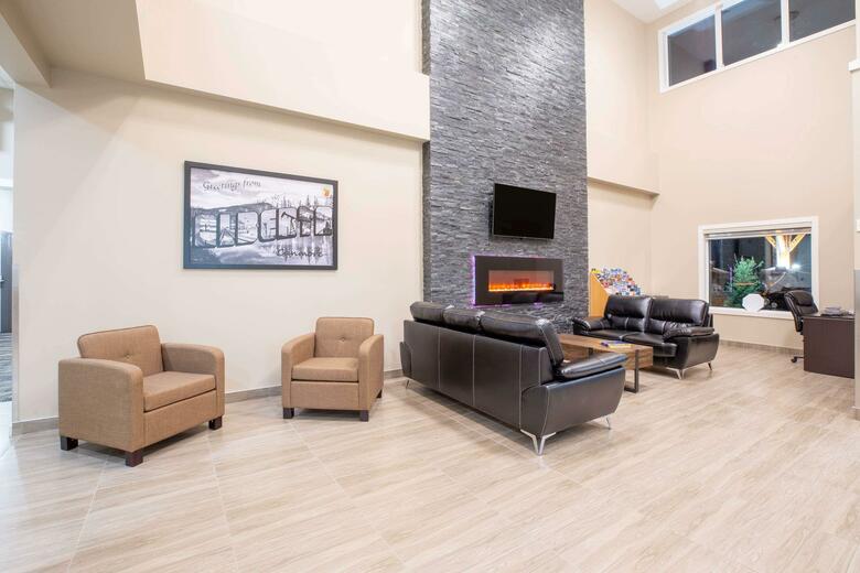 Hotel Super 8 By Wyndham Canmore
