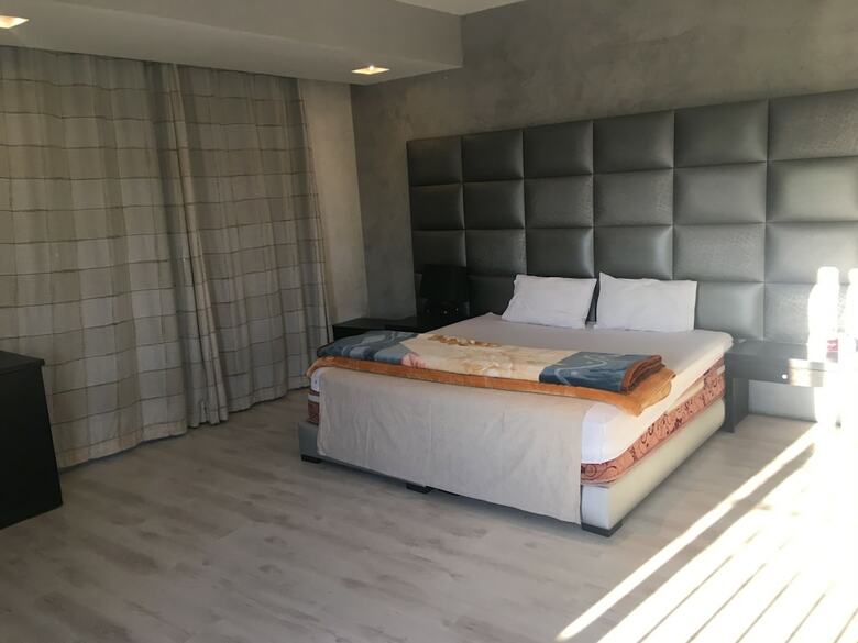 Beach Side Villa With Pool Refn1050