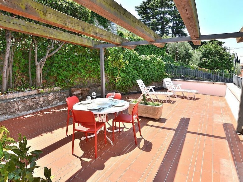 Apartamento Watercolor Loft With Lake View