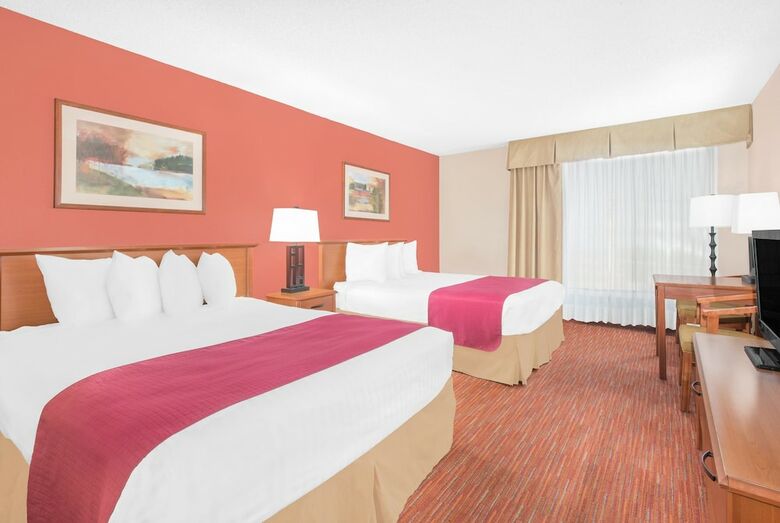 Hotel Baymont By Wyndham Springfield South Hwy 65