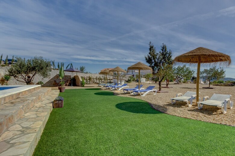 Apartamentos Villa Damara