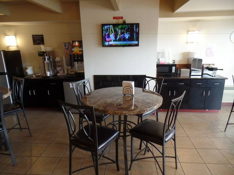 Hotel Super 8 By Wyndham Beaver Falls