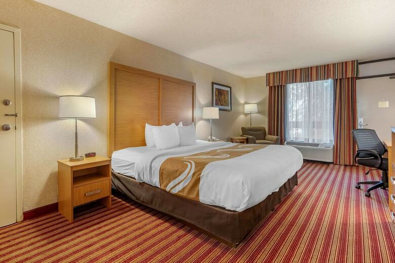 Hotel Quality Inn Exit 4