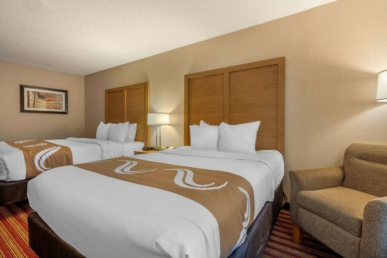 Hotel Quality Inn Exit 4