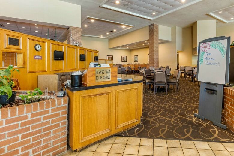 Hotel Quality Inn Exit 4