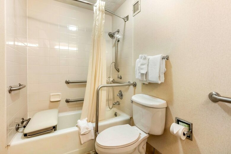 Hotel Quality Inn Exit 4