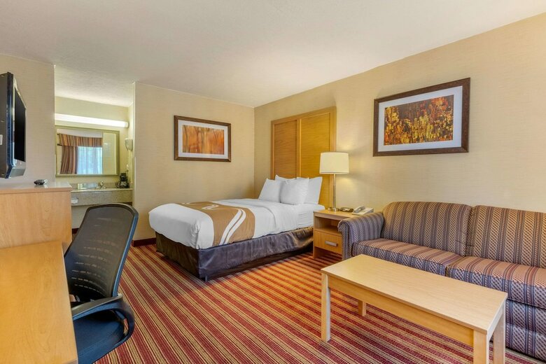 Hotel Quality Inn Exit 4
