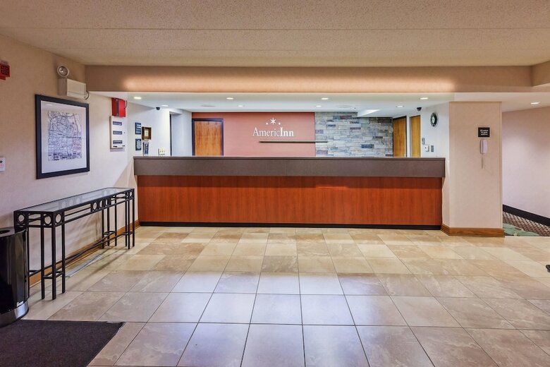 Hotel Americinn By Wyndham Omaha