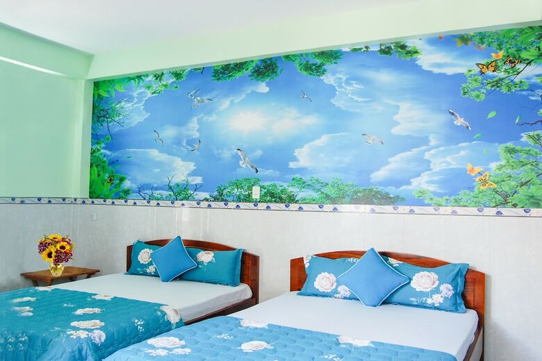 Thai Quang Hotel