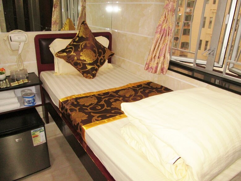 Hostal Pay-less Guest House - Hostel