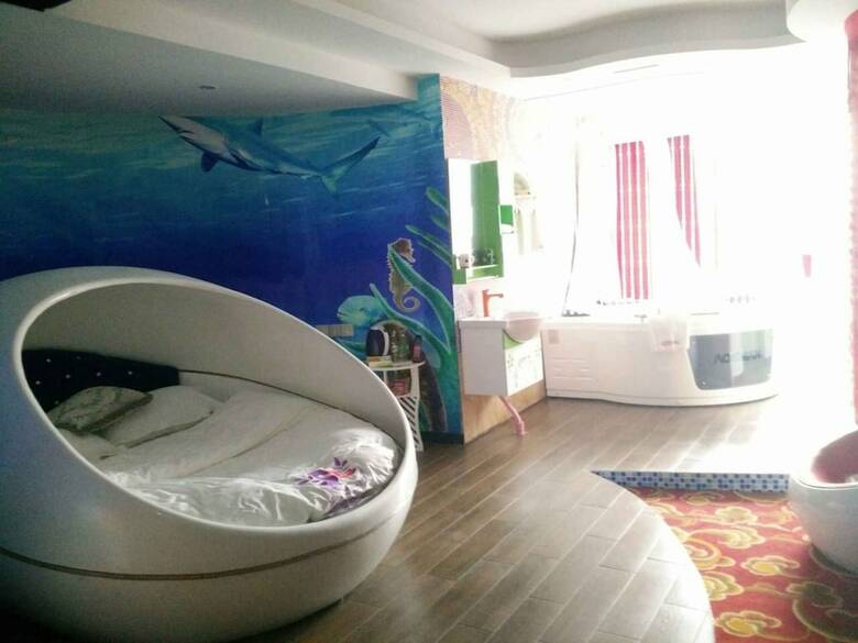 Romantic Love Theme Hotel