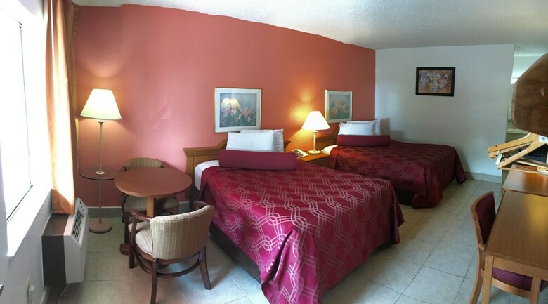 Hotel Econo Lodge North