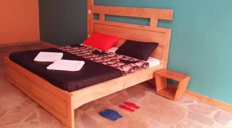 Hotel Bunyonyi View Resort