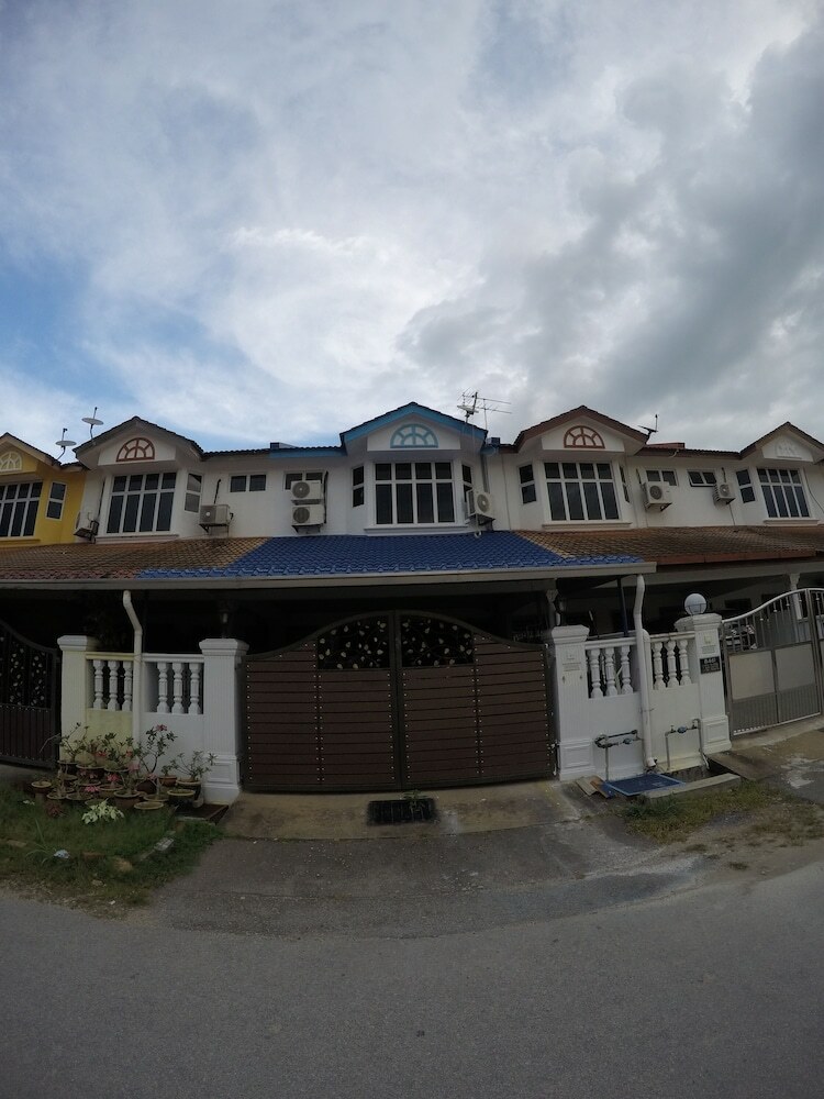 Little Blue House Kemaman