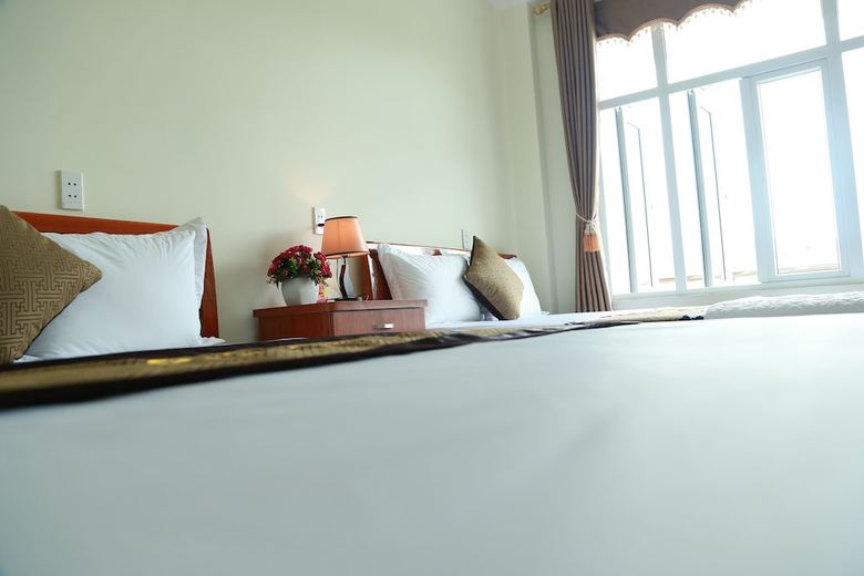 Gold Plus Hotel