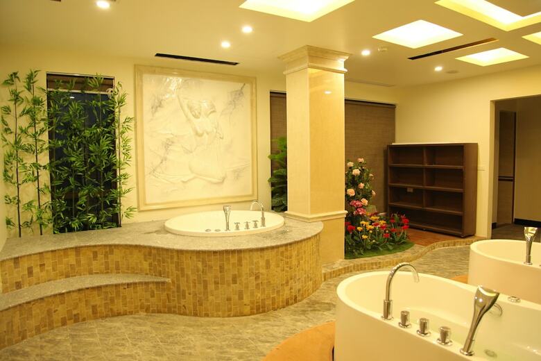Hung Long Hotel