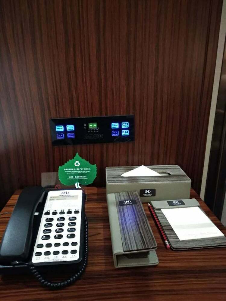 Hong Zhou Century Hotel