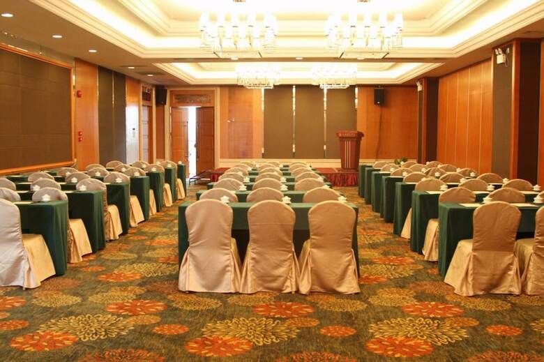 Nanhai Jiayi International Hotel