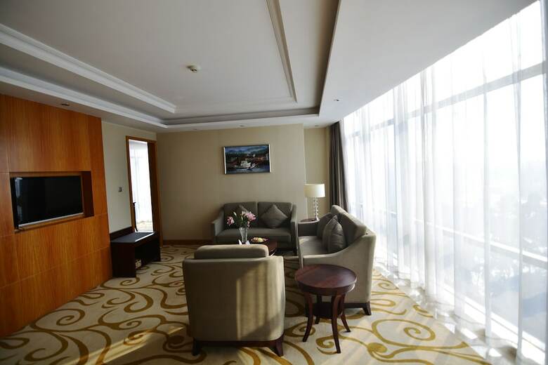 Nanhai Jiayi International Hotel