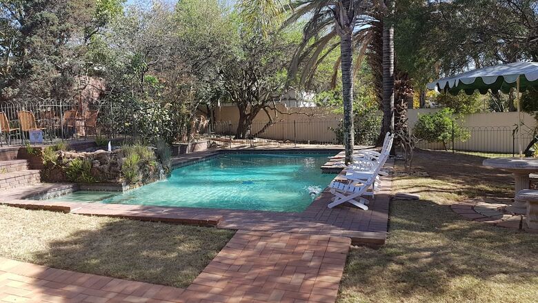 Hotel Jophil Guesthouse
