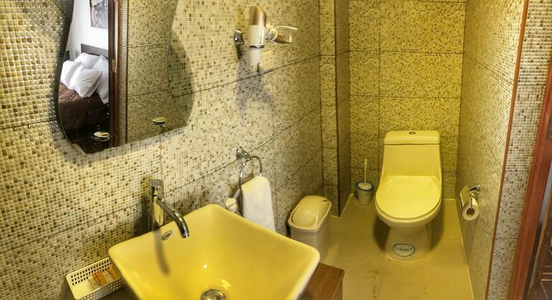 Del Ni�o Apartments