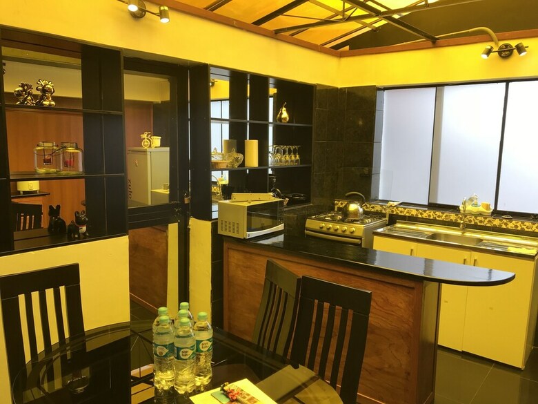 Del Ni�o Apartments