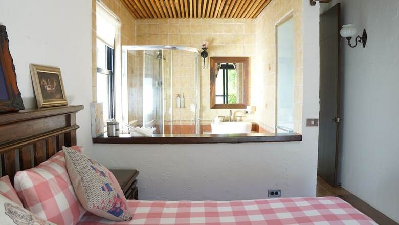 Hotel 35 A-li Bnb