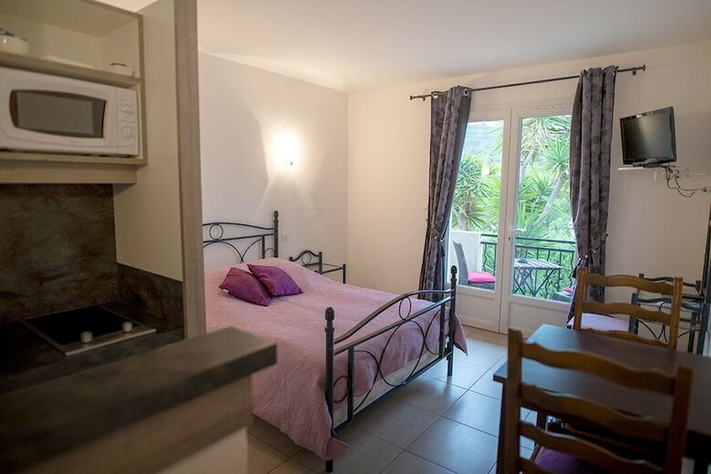 Hotel La Bastide Des Pins
