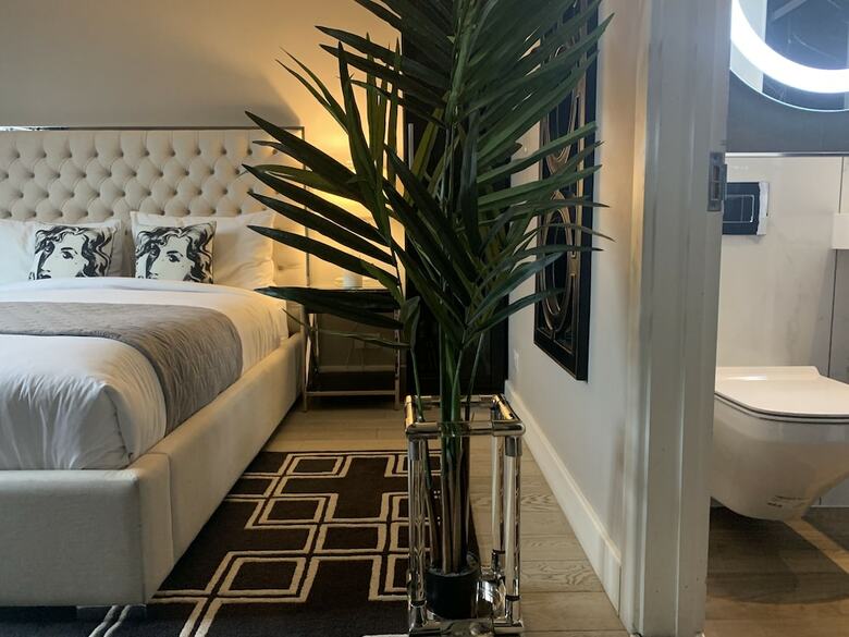 Hotel Sakkson House Rooms & Suites