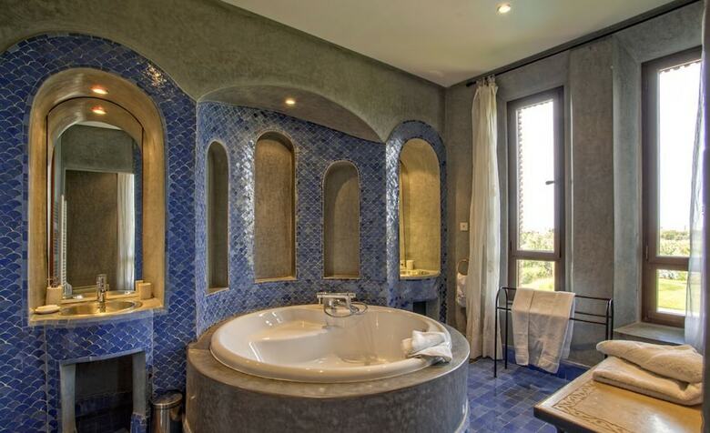 Villa Avec Piscine Priv�e Et Golf