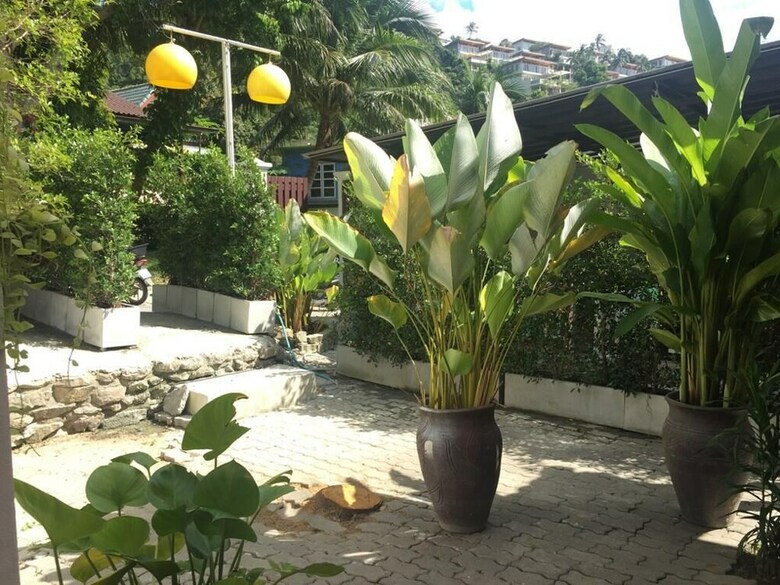 Hotel Reggae Garden Villas & Restaurant